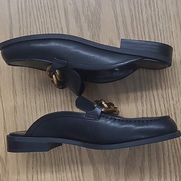 NWOT. MICHAEL Michael Kors Scarlett Chain Leather Loafer Mules - Picture 6 of 8